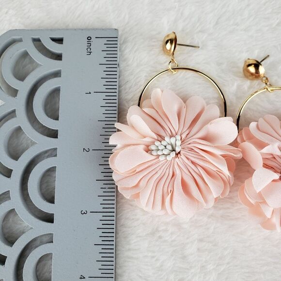 Flower Bloom Drop Earrings - Picture 3 of 3